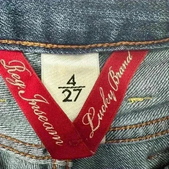 Lucky Brand Lola Straight Light wash Jeans Size 4/27 Ladies Denim Distressed - Picture 5 of 8